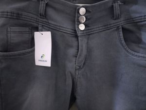 Premium Ankle Length Jeans