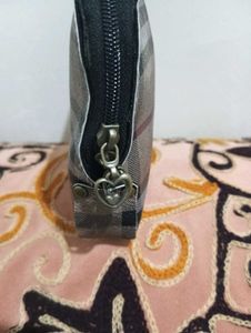 AUTHENTIC Burberry Womens Wallet