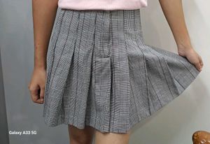 Pleated Plaid Mini Skirt And T- Shirt