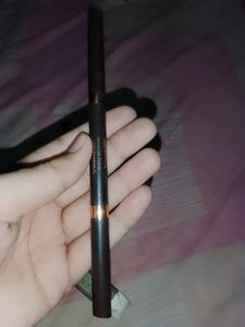 Smudge Free Eyebrow Pencil