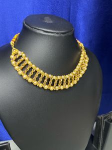 Elegant Pearl Necklace