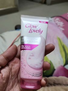 Glow & Lovely Facewash
