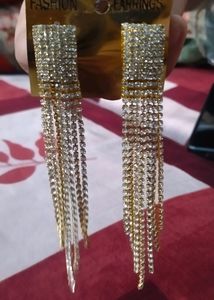 Golde Zerkin Nag Earing