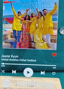 Customised photo and song glass