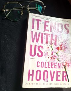 It End With Us (Colleen Hoover)Book