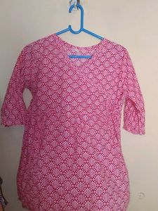 Make Offers For Pink Coloured Peplum Top 🩷
