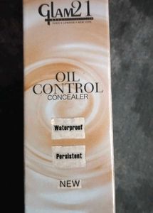 Glam21 Oil Control Concealer