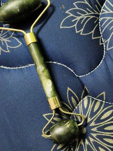 Jade Facial Roller