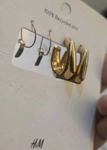 Hoops Max Earring.