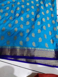 Beautiful  Saree😍