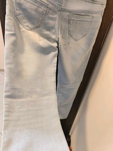 Mid Rise Stretchable Jeans