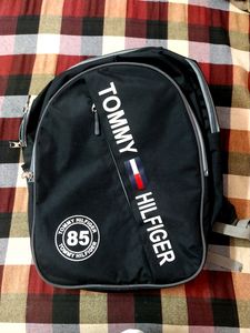 😱 TOMMY HILFIGER BAG LOOK LIKE NEW 👍