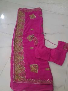 Beautiful Saree With Paded Blouse Xs Small Size