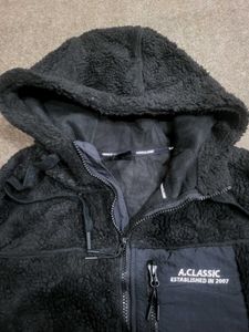 A.Classic Black Fleece Jacket