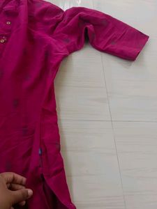Free Gift Assured$Avaasa Medium Size Kurta