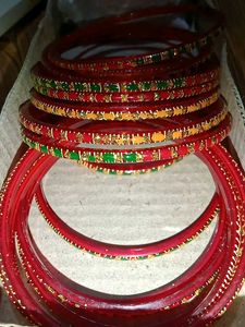 Red Glass Bangles