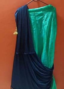 Skirt With Embellished Attached Dupatta