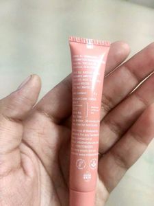 MILA BEAUTE Lip Gloss