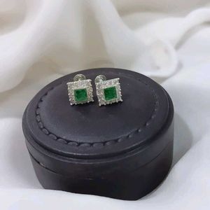 Original Silver Stud AD green And White