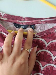 Patterned  top