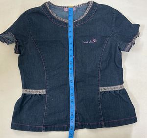 denim top