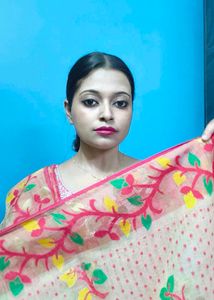 Elegant Ethnic Dhakai Jamdani saree