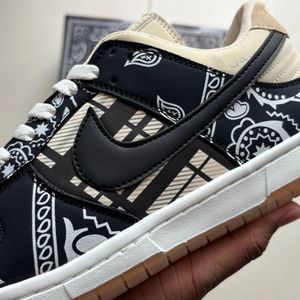 Nike SB Dunk Low Paisley