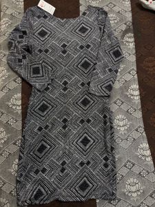 Patterned Bodycon midi shimmer Sleeve Dress