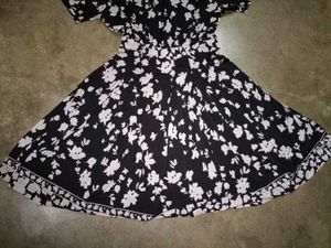 Beautiful Black And White Pleated Midi Dress