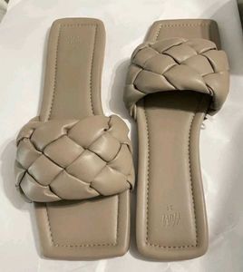 Hnm Braided Slides