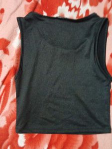 Black Graphic Crop Top