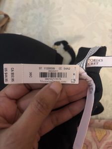 Authentic Victoria&#39;s Secret Push-Up Bra