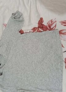2 Tops