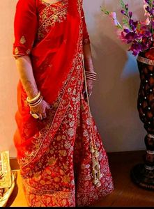 red lehnga for wedding