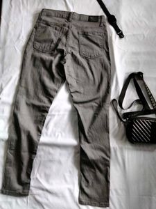 Grey Denim Jeans👁️