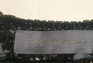 ZARA Accessories : PONCHU SHRUG