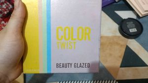 Beauty Glazed Color Twist Eyeshadow Palette