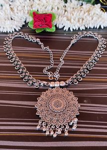 Beautiful Metal Necklace👌💞🎉❤🥳😍
