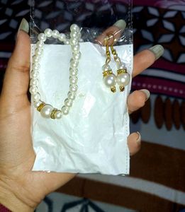 Pearl Drop Earrings with chain