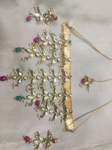 Kundan Jewelry Set
