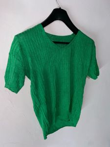 Green Knit V-Neck Tee‼️