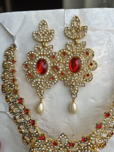 Womens Heavy Necklace