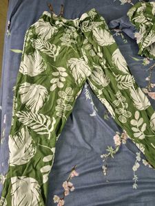 Leaf Print Lounge Set