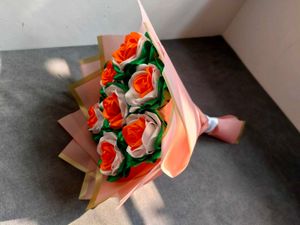 Tricolor Ribbon Rose Bouquet
