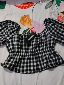 Gingham Puff Sleeve Top