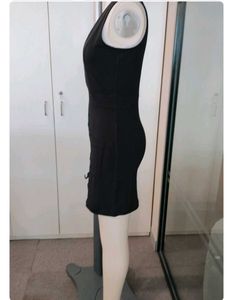 BLACK SOLID PINAFORE DRESS