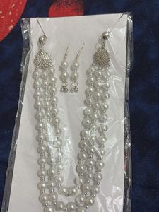Pearl Necklace & Earring Set