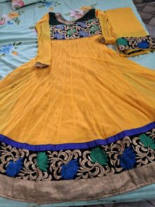 Long Gaun