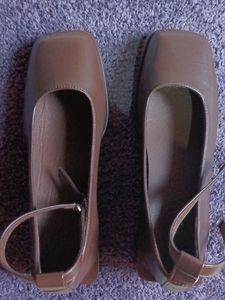 Coffee Brown Block