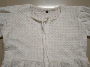 WHITE TOP FOR WOMEN